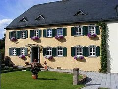 csm_Pfarrhaus-We.05.20iskirchen_cf81939f0f